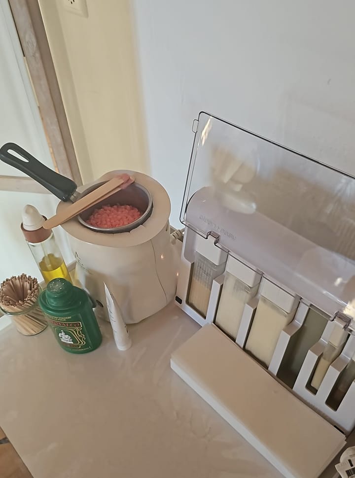 Outillage et produits nécessaires pour faire de la cire